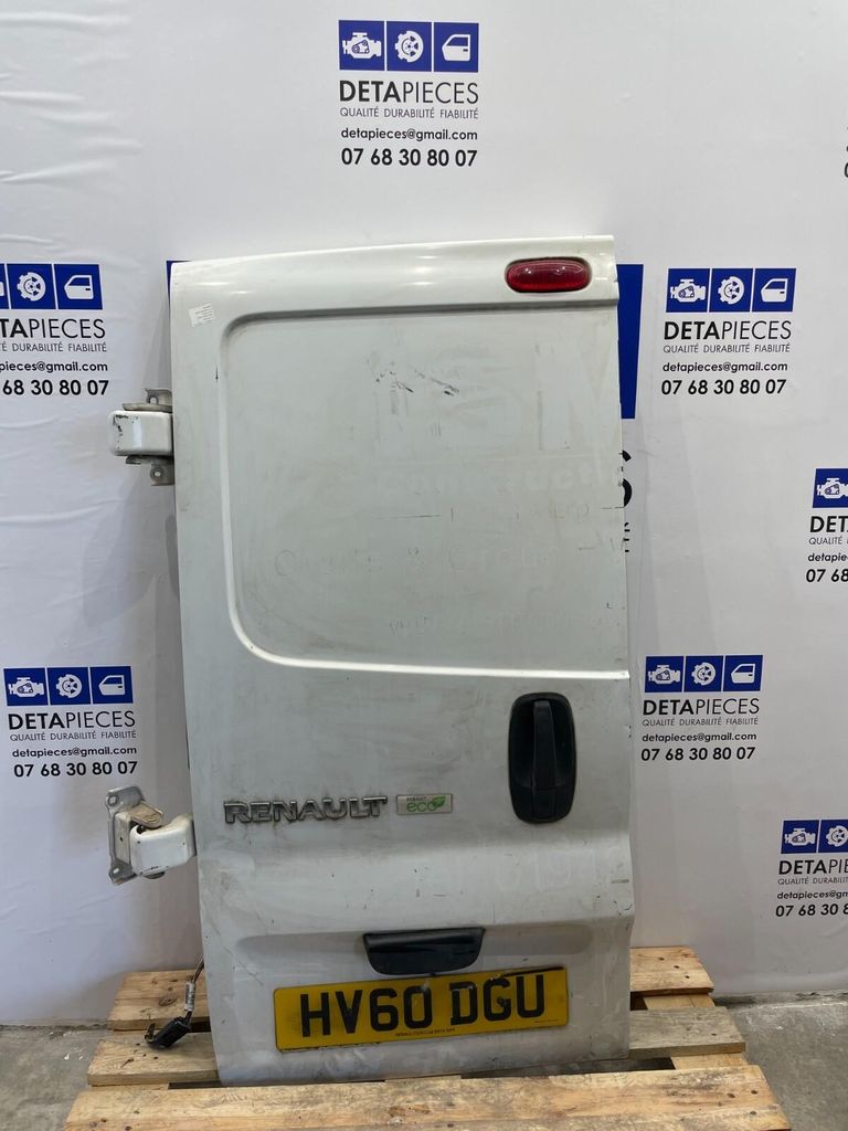 ✅Porte de coffre gauche RENAULT TRAFIC 2010 R: 7751472222 L: 74724933