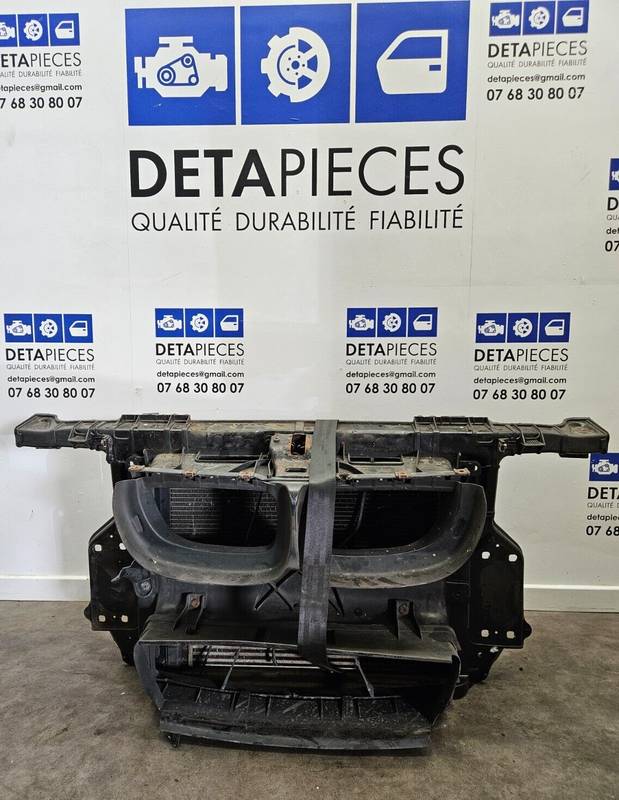 ✅Support de radiateur sur cadre face avant  BMW 118D 2009 81658704  51647193192