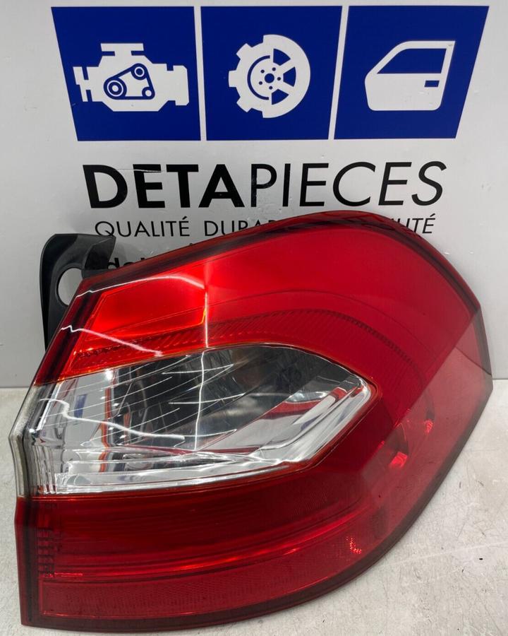 ✅FEU / PHARE ARRIERE DROITE KIA RIO 2 2013 924021W2 92402-1W2 88238035