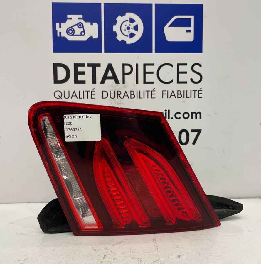 ✅FEU / PHARE ARRIÈRE DROIT MERCEDES BENZ E220 C207 2015 2079063800 71360754