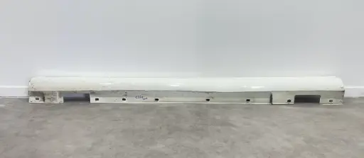 ✅Cache-jupe / Bas De Caisse gauche MERCEDES C220 2011 A2046981354 71342395