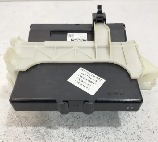 ✅Unité de commande moteur TOYOTA PRIUS 2015 89681-47270 8968147270 71349935 