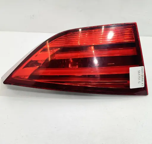 ✅Feu arrière sur hayon gauche BMW X1 2009 E84 63212990113 2990113 561751