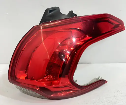 ✅Feu / phare arrière droite PEUGEOT 2008 I 2014 9678074380 560067