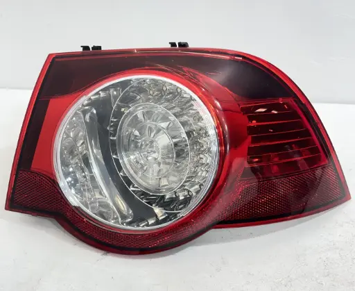 ✅Feu / phare arrière droite VOLKSWAGEN EOS 2007 1Q0945096K 560510