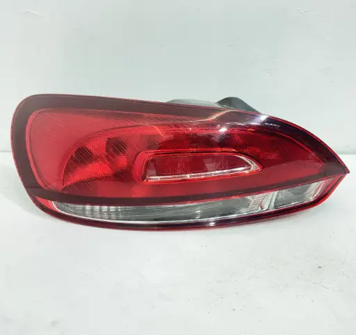 ✅Feu / phare arrière gauche VOLKSWAGEN SCIROCCO III 2009 1K8945095G 558888