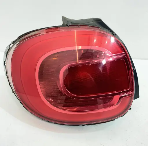✅Feu / phare arrière gauche FIAT 500L 2014 51945059 03475700 561046