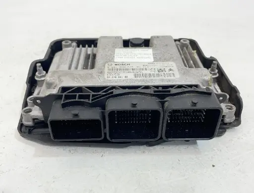 ✅Ecu Calculateur Moteur PEUGEOT 2008 I 2014 1.4D 0281030545 9807886180 560067