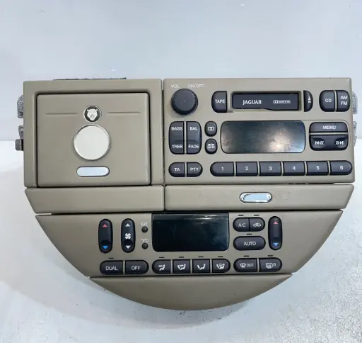 ✅Autoradio avec lecteur CD JAGUAR S-TYPE 2002 XR8F-18K876-BHAEK 311916 