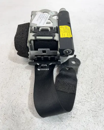 ✅Ceinture de Sécurité arrière Gauche MERCEDES C200 W204 2010 33060586D 560752