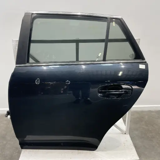 ✅Porte arrieré gauche TOYOTA AVENSIS III Wagon 2013  6700405161 556980 