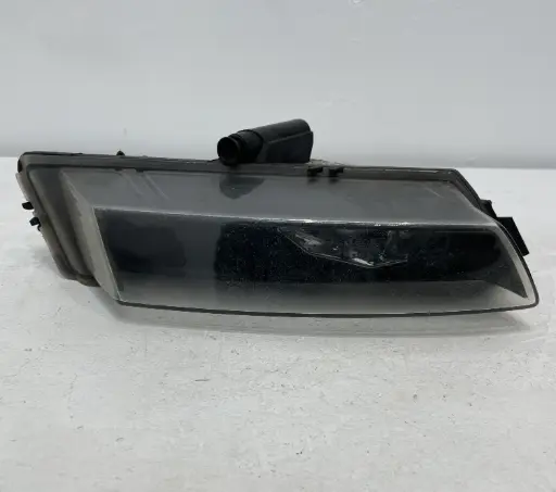 ✅Feu antibrouillard avant droite BMW 118D 2008 E87 7181288 0305084002 572638