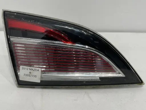 ✅Feu arrière sur hayon gauche MAZDA 6 2012 II GS2A513F0 GS2A-513F0 73357735 