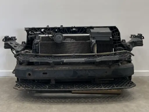 ✅Support de radiateur sur cadre face avant KIA SPORTAGE 2012 641013U100 580055 