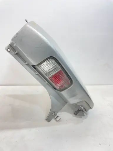 ✅FEU / PHARE ARRIERE DROIT OPEL VIVARO A 2009 91166147 7700313232 557003