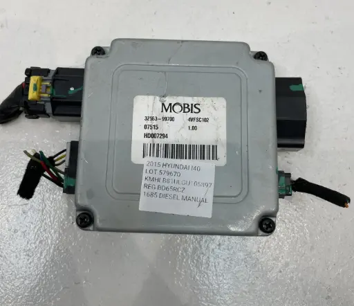 ✅Convertisseur / inversion de tension  HYUNDAI I40 2015 3Z56399700 579670