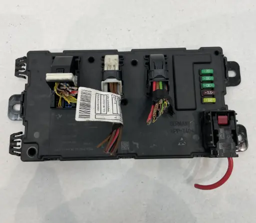 ✅Module de contrôle carrosserie centrale  BMW 118D 2011 6135927982201 99093195