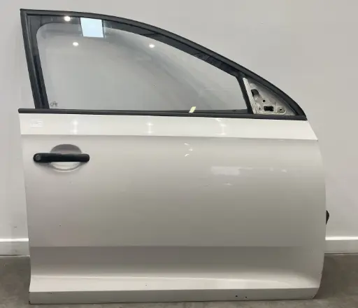 ✅Porte avant droite SKODA RAPID 2014  5JA831052C 328314 