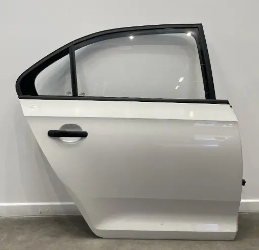 ✅Porte arriére droite SKODA RAPID 2014 5JA833052B 328314 