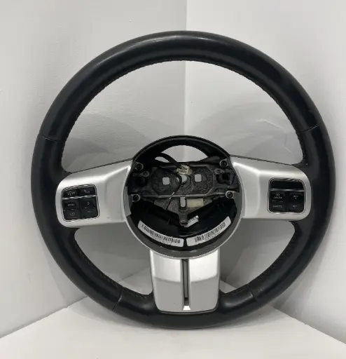 ✅VOLANT DE DIRECTION JEEP COMPASS 2013 MK49 5MF491DKAA 595618