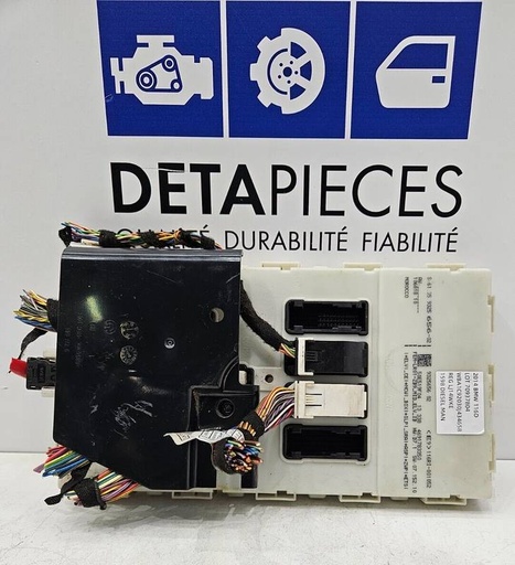 ✅Boîte à fusibles BMW 116D 2014 F20 R: 932565602 9227646 L: 70937804